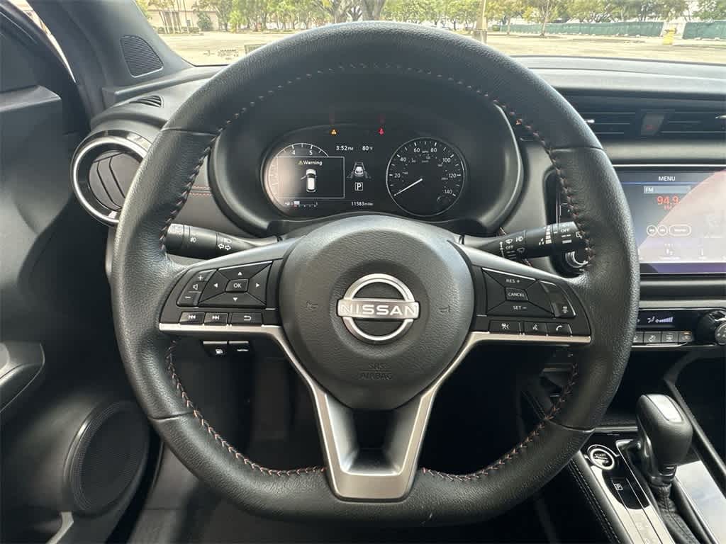 2023 Nissan Kicks SR