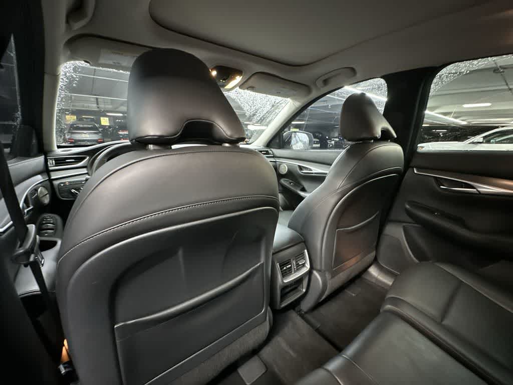 2023 INFINITI QX50 LUXE