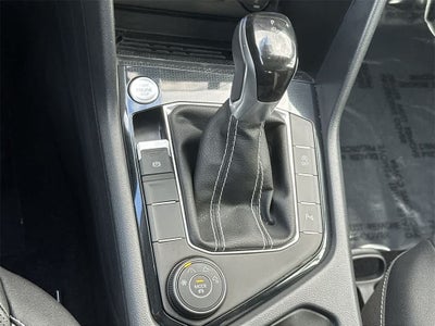 2025 Volkswagen Taos SEL