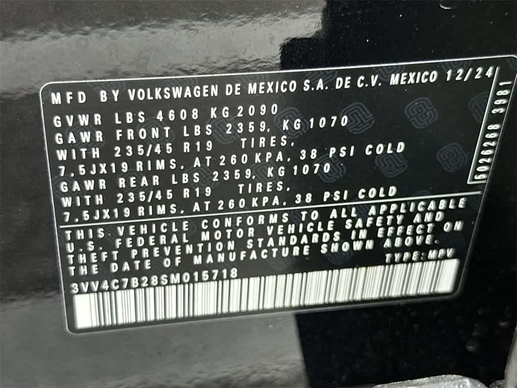 2025 Volkswagen Taos SEL