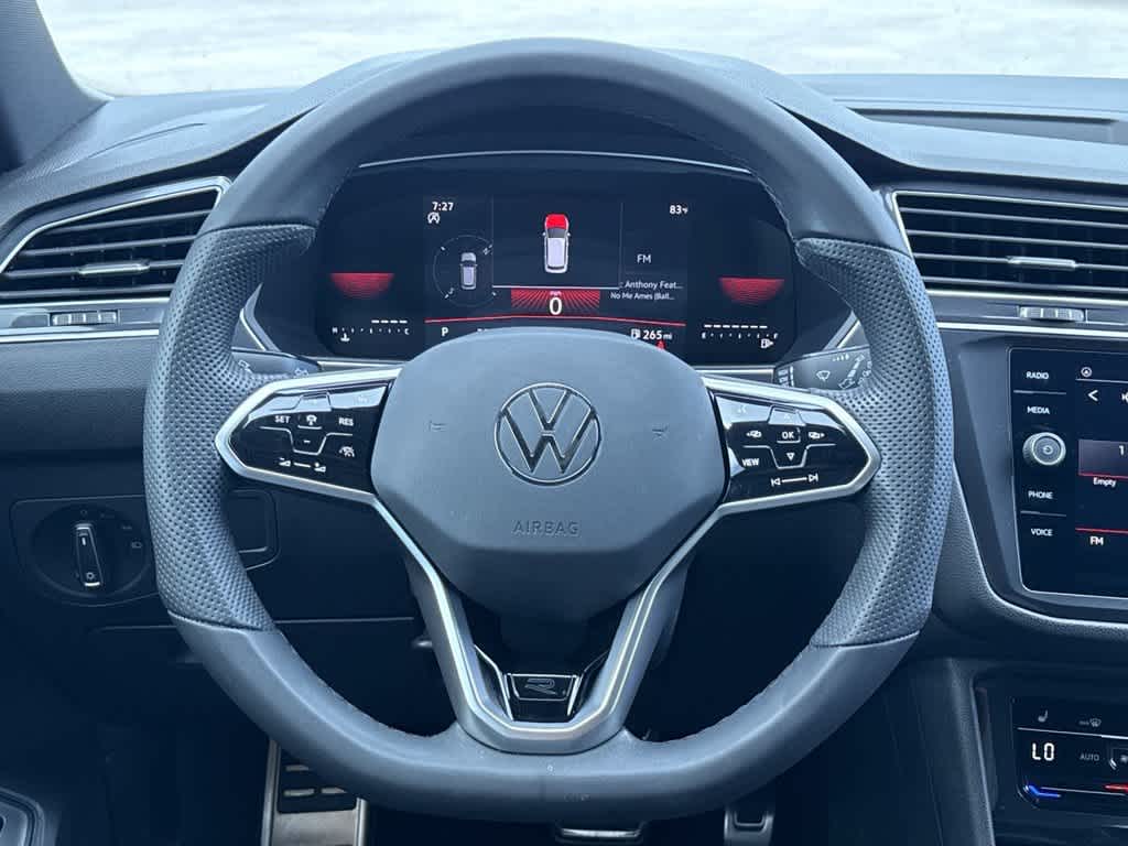 2024 Volkswagen Tiguan SE R-Line Black