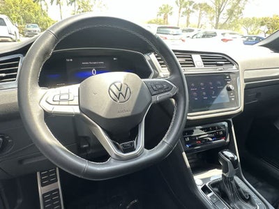 2023 Volkswagen Tiguan SE R-Line Black