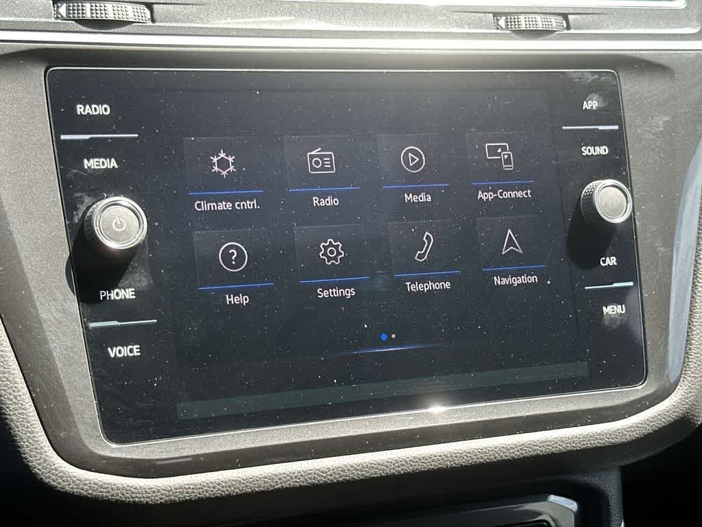 2023 Volkswagen Tiguan SE R-Line Black