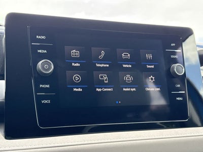 2025 Volkswagen Taos SE