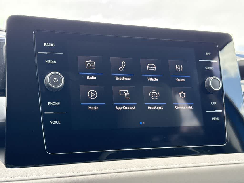 2025 Volkswagen Taos SE