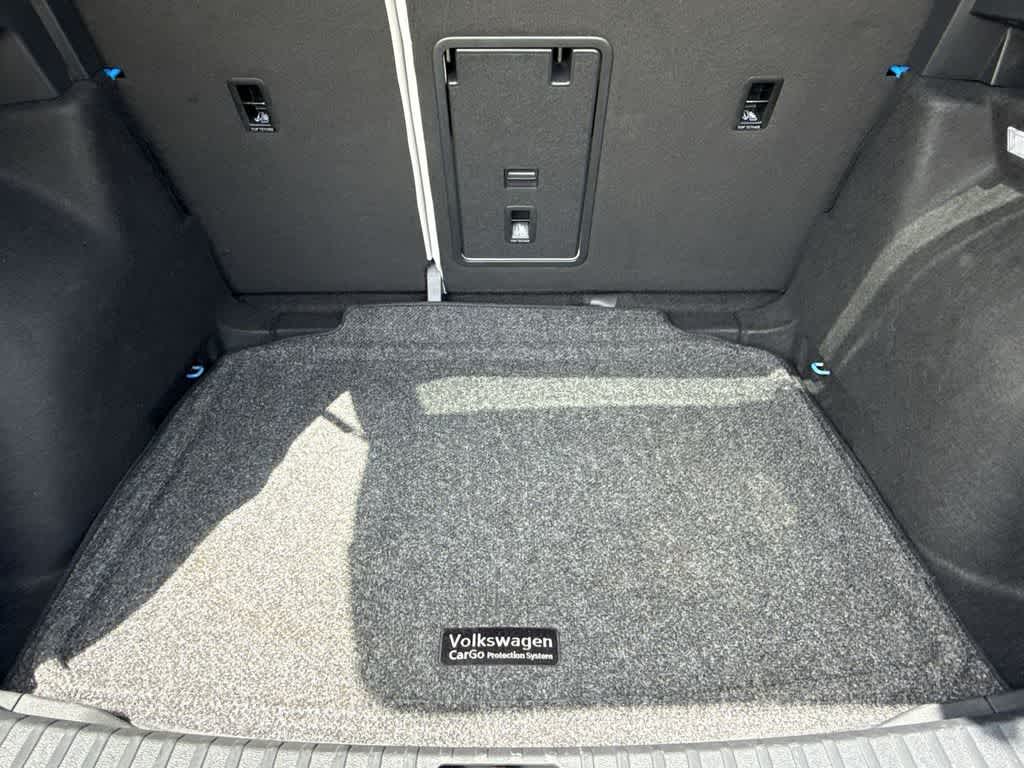 2025 Volkswagen Taos SE