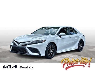 2024 Toyota Camry SE