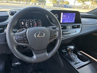 2023 Lexus ES 