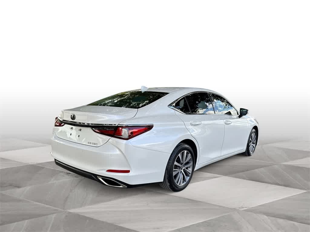 2021 Lexus ES 
