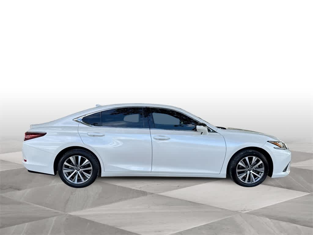2021 Lexus ES 