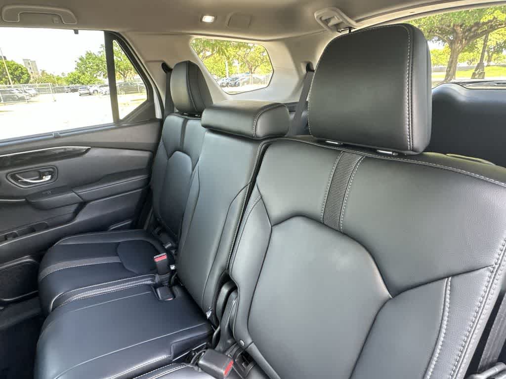 2023 Honda Pilot EX-L 8 Passenger