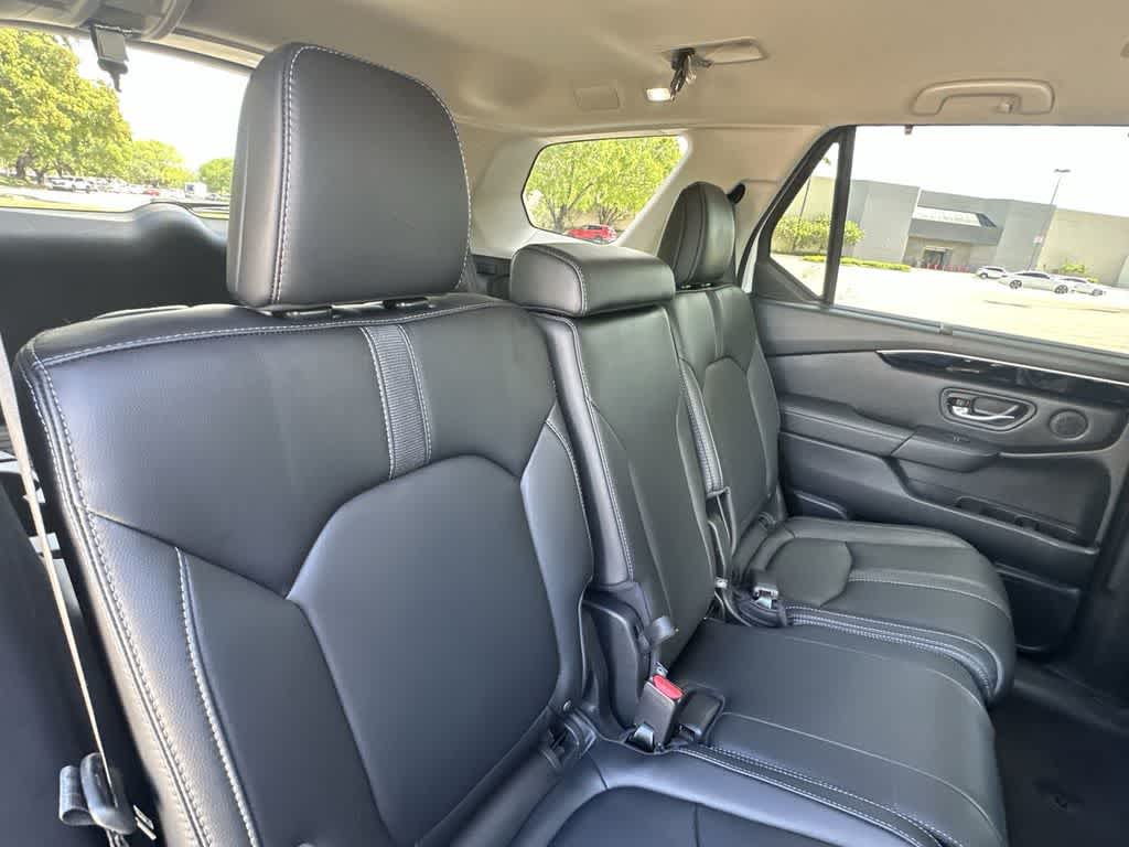2023 Honda Pilot EX-L 8 Passenger