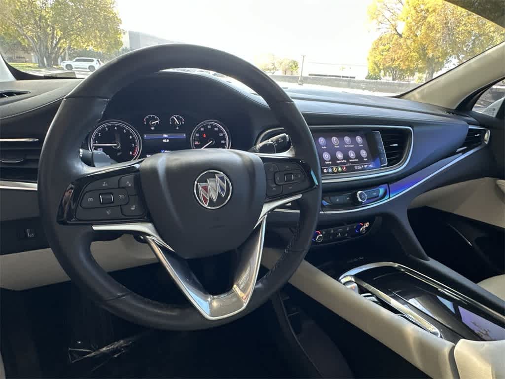 2024 Buick Enclave Essence