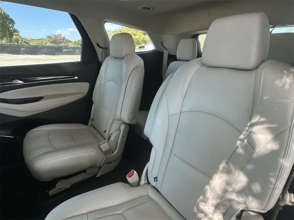 2024 Buick Enclave Essence