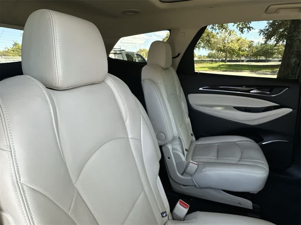 2024 Buick Enclave Essence