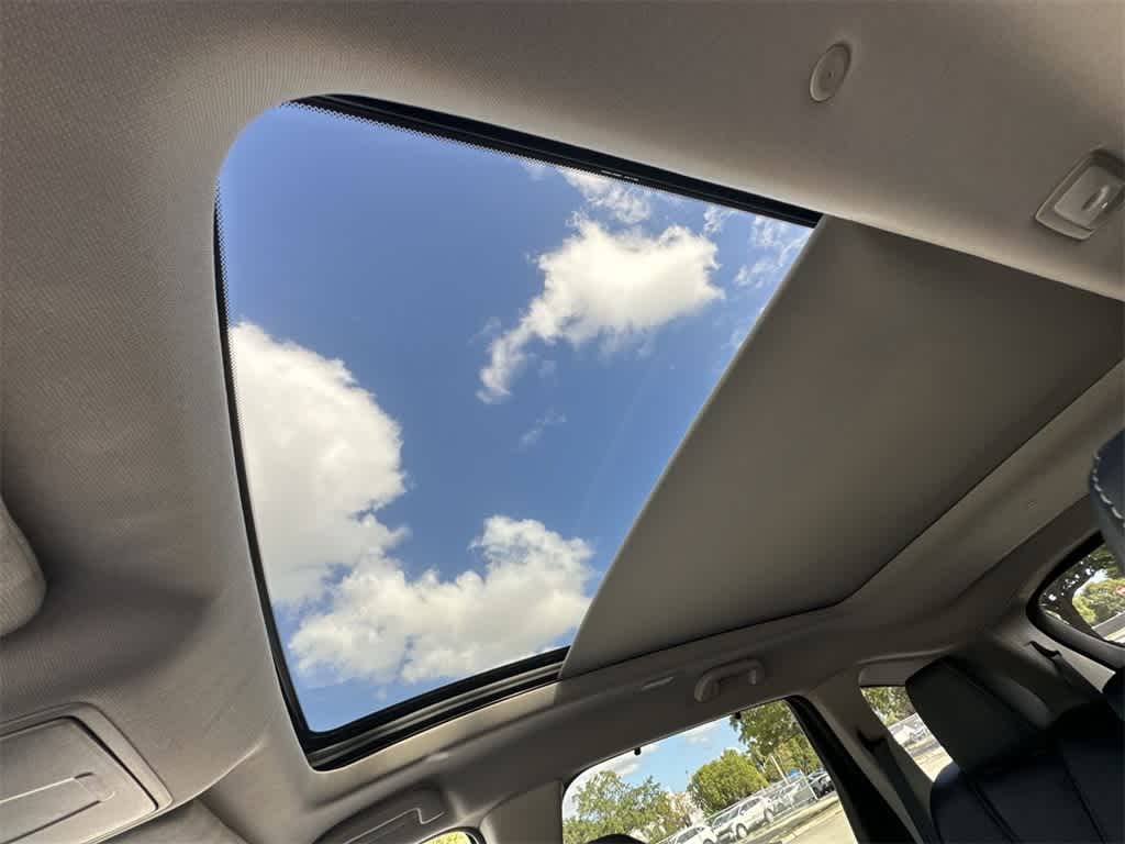 2023 Acura MDX w/Technology Package