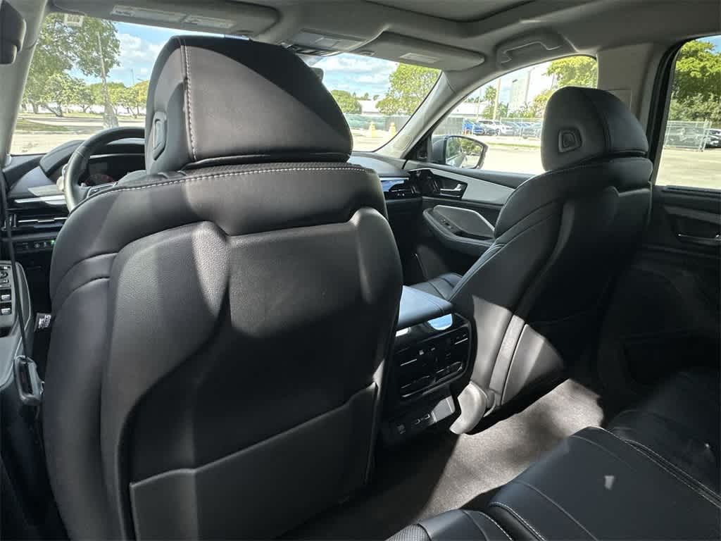 2023 Acura MDX w/Technology Package