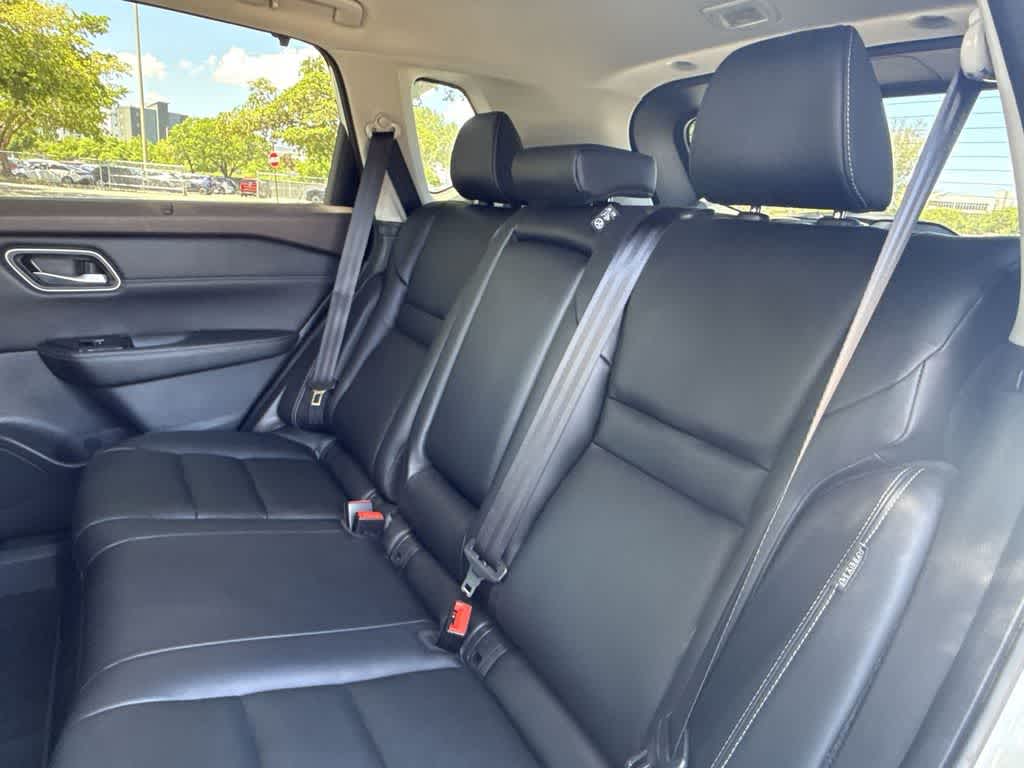 2021 Nissan Rogue SL