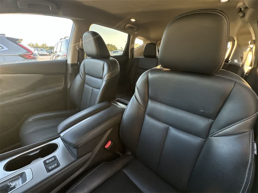 2023 Nissan Murano SL