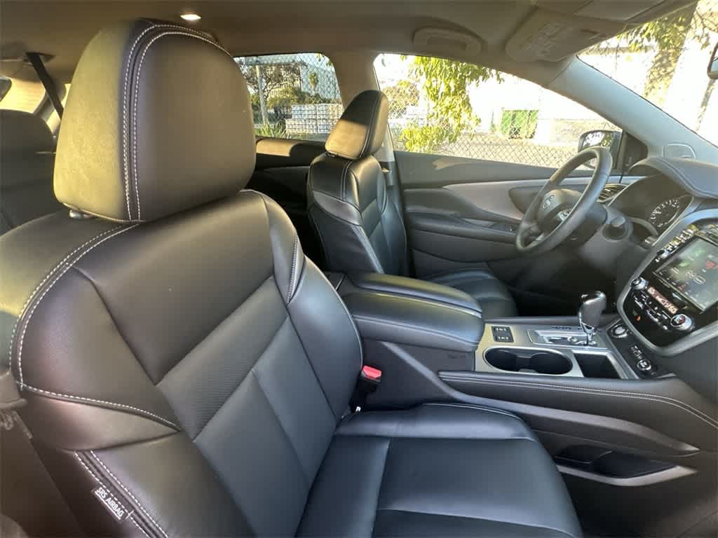 2023 Nissan Murano SL