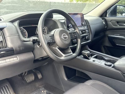 2024 Nissan Pathfinder S