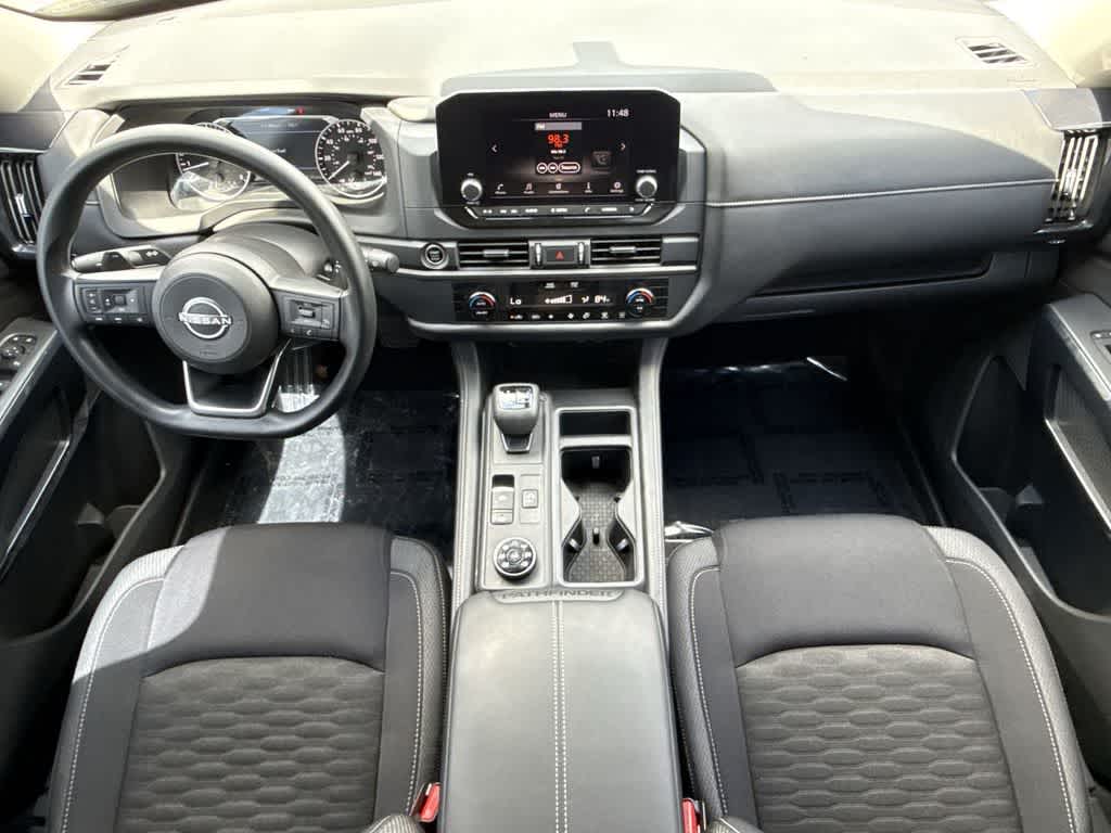2024 Nissan Pathfinder S