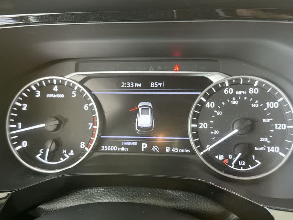 2025 Nissan Pathfinder SV