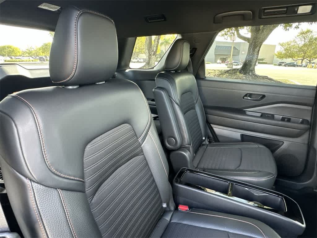 2024 Nissan Pathfinder Rock Creek