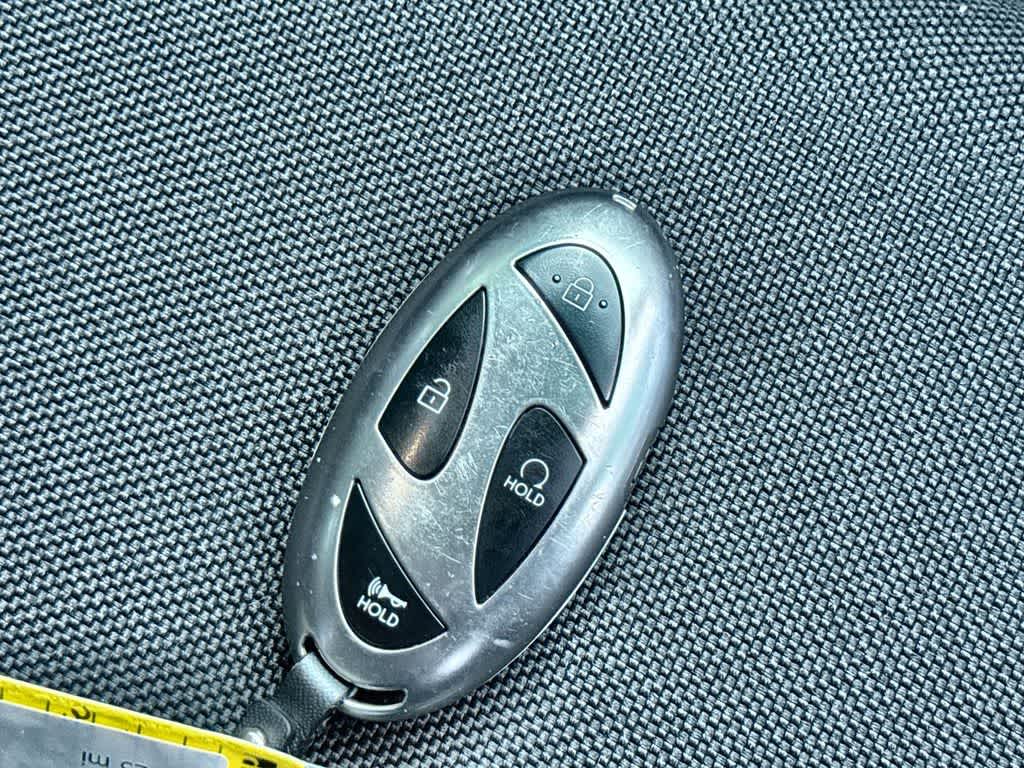 2024 Hyundai Santa Fe SE