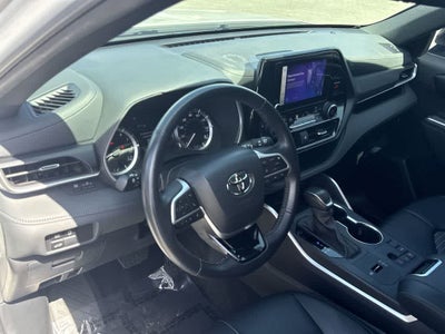 2024 Toyota Highlander XSE