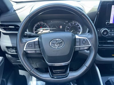 2024 Toyota Highlander XSE