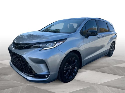 2025 Toyota Sienna XSE