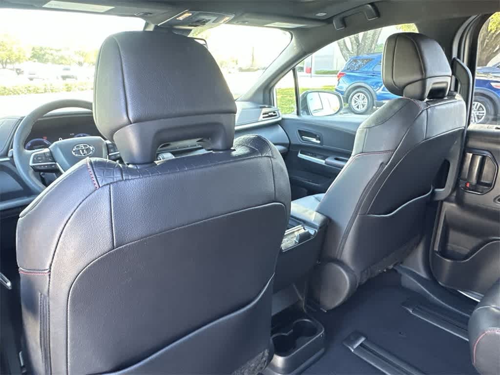 2025 Toyota Sienna XSE