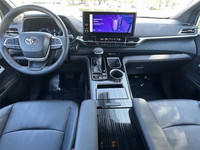 2025 Toyota Sienna XSE