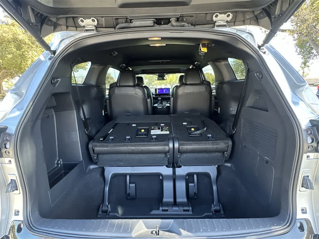 2025 Toyota Sienna XSE