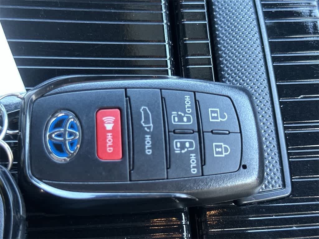 2025 Toyota Sienna XSE