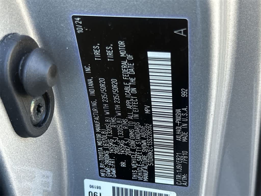 2025 Toyota Sienna XSE