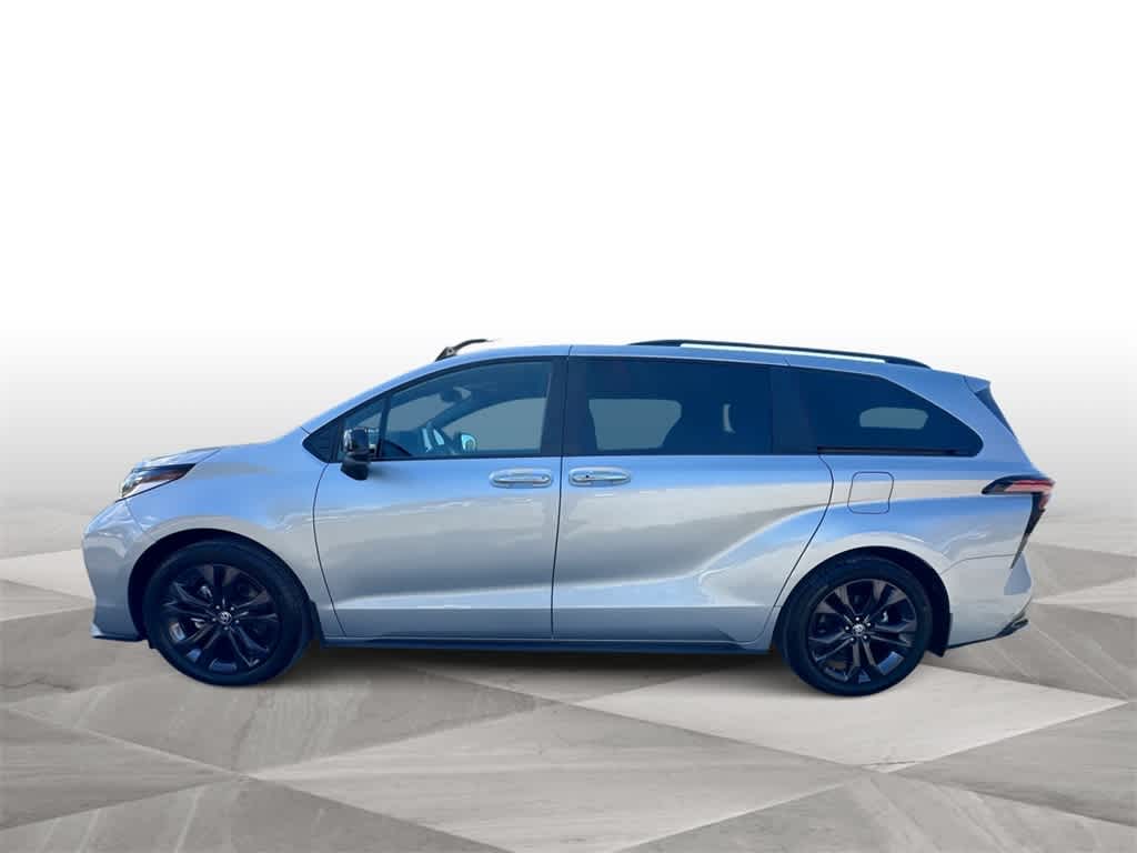 2025 Toyota Sienna XSE
