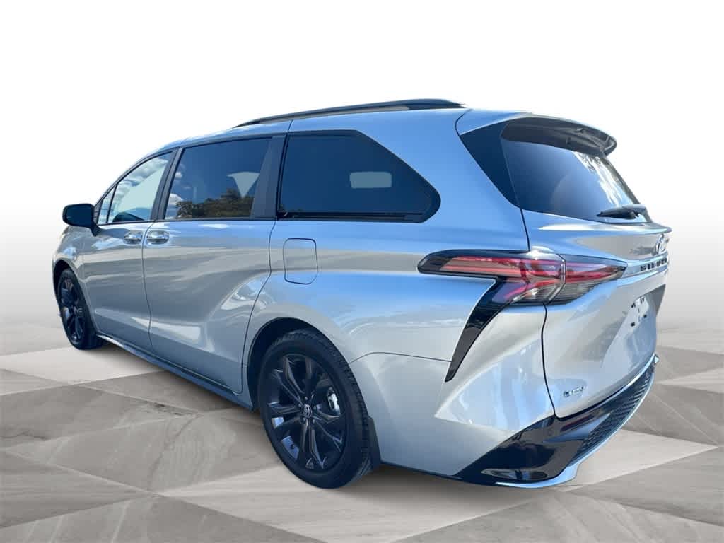 2025 Toyota Sienna XSE