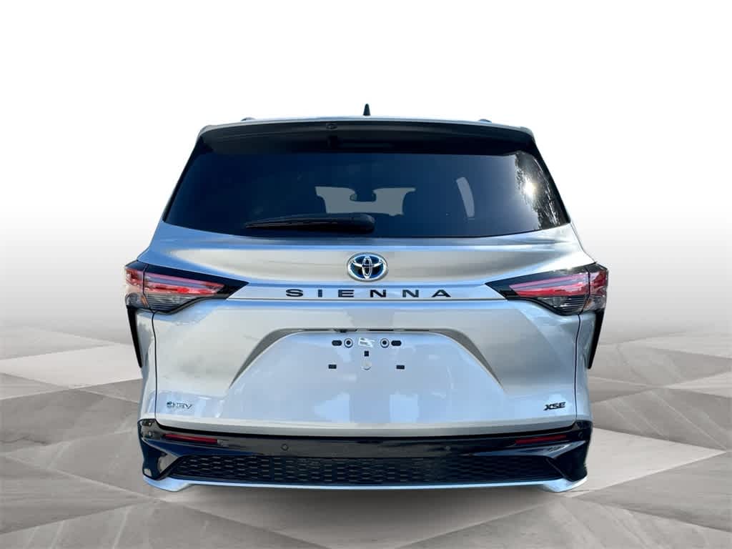 2025 Toyota Sienna XSE