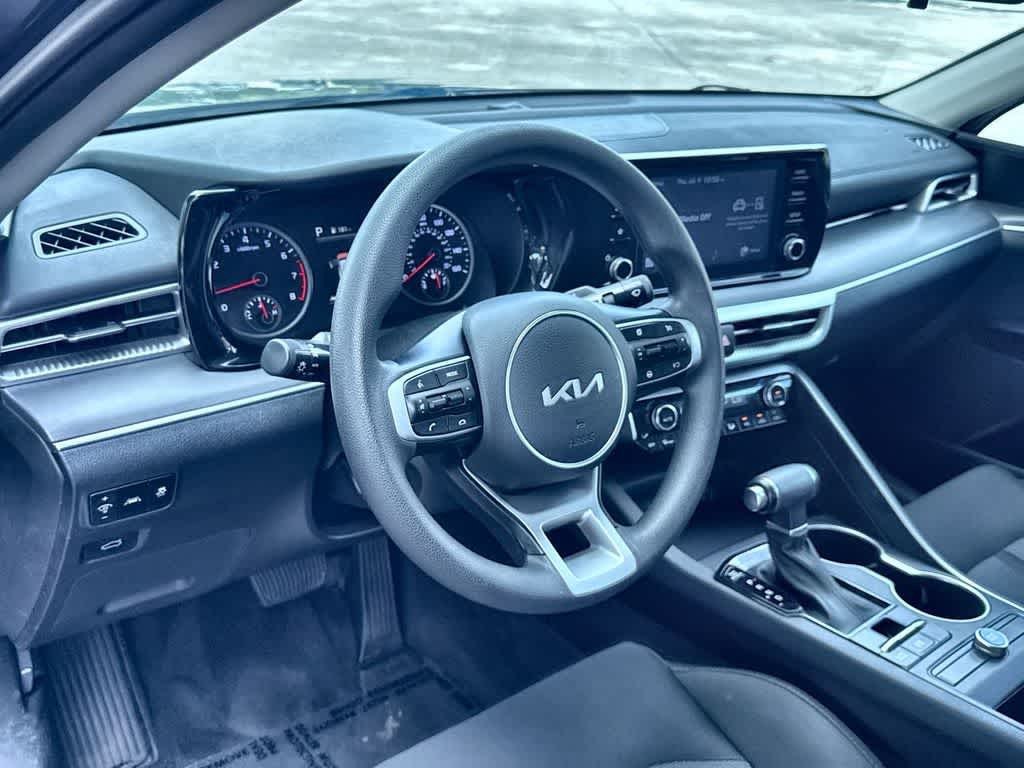 2023 Kia K5 LXS