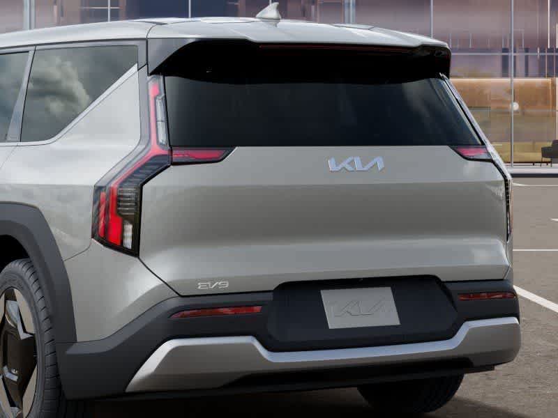 2026 Kia EV9 Light Short Range