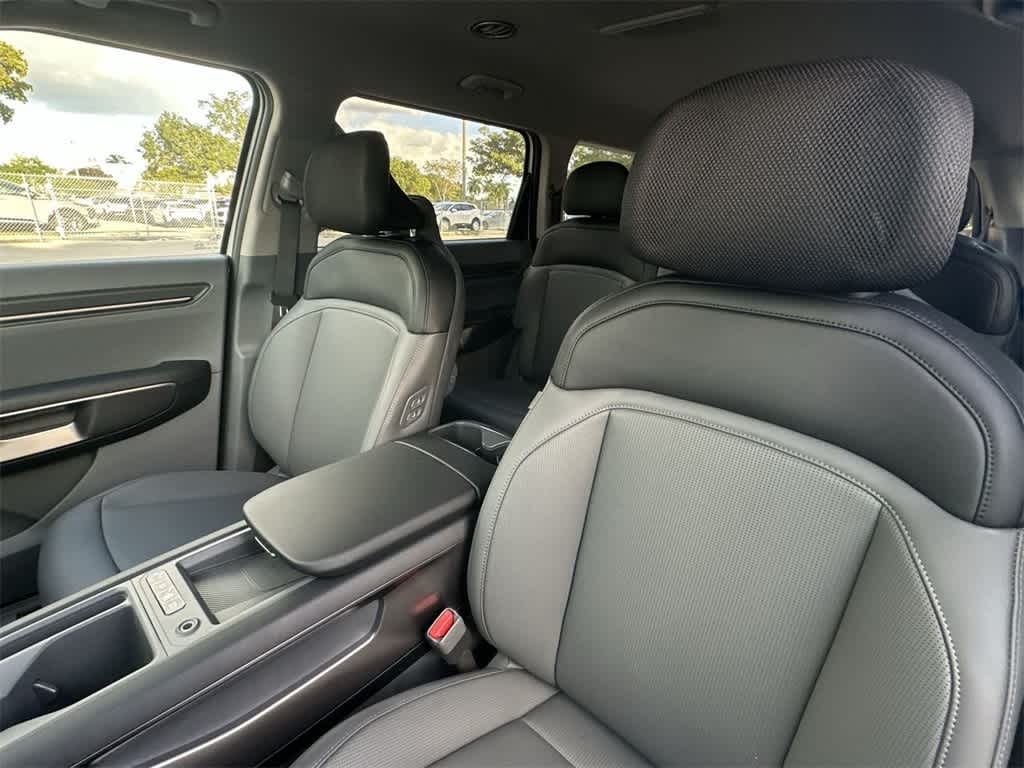 2026 Kia EV9 Light Short Range