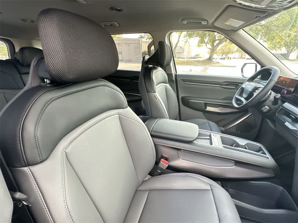 2026 Kia EV9 Light Short Range