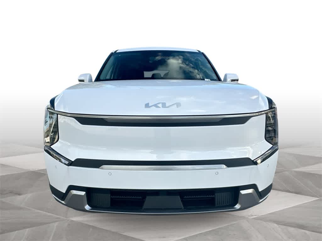 2026 Kia EV9 Light Short Range