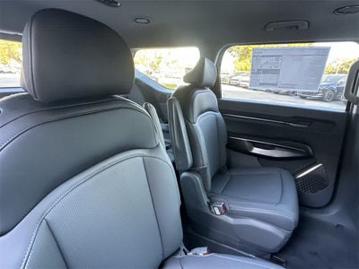 2026 Kia EV9 Light Long Range