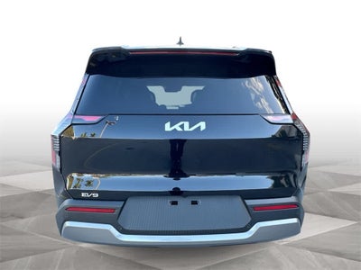 2026 Kia EV9 Light Long Range