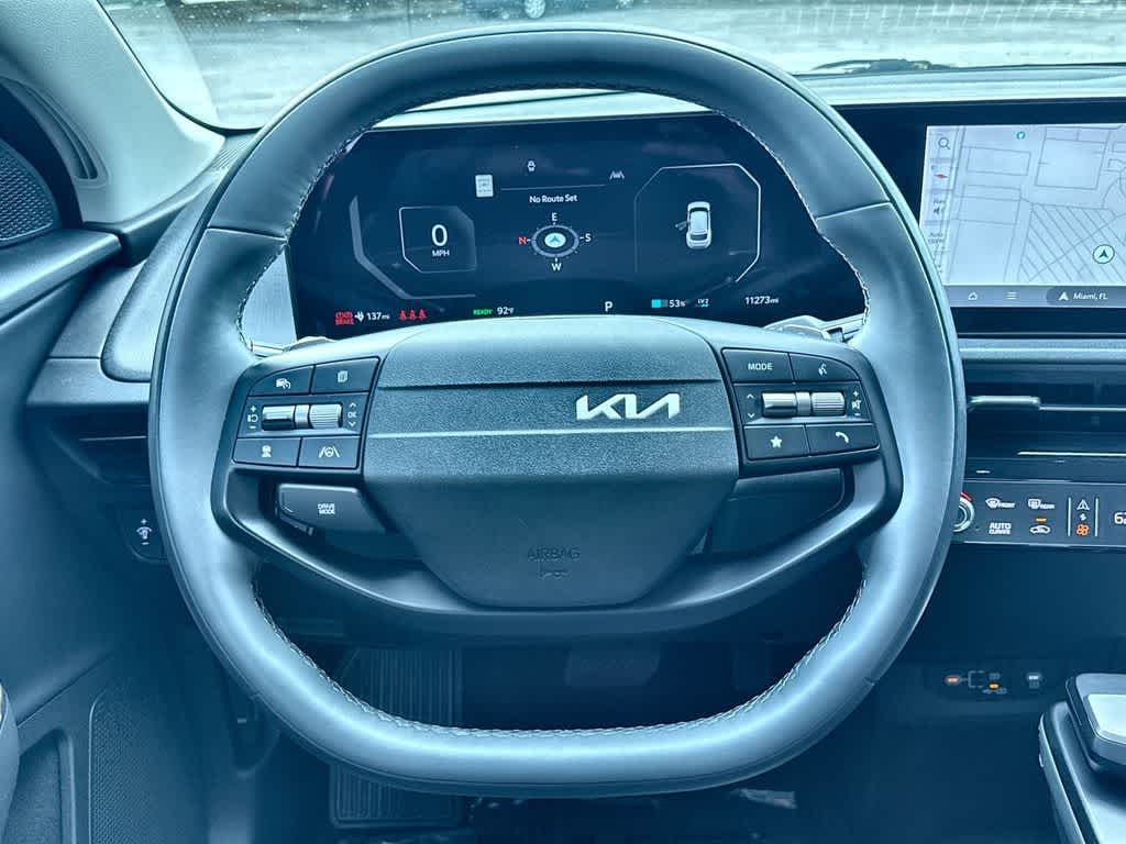 2025 Kia EV6 Light