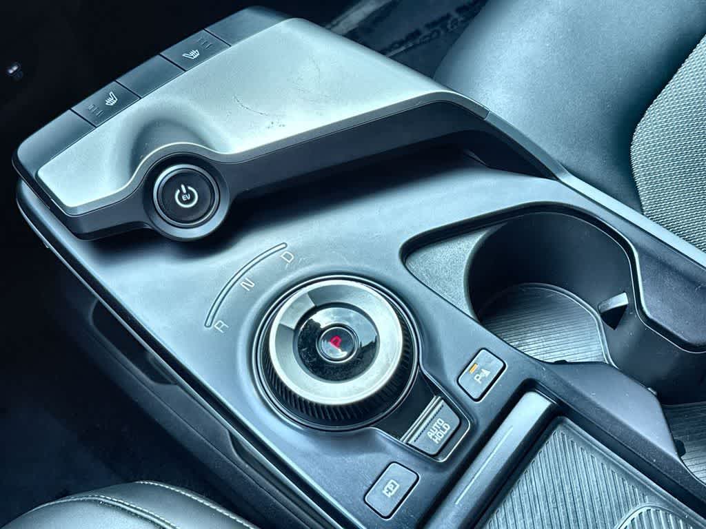 2025 Kia EV6 Light