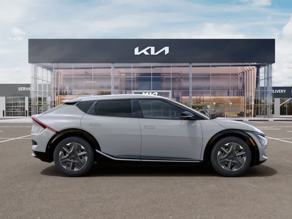 2025 Kia EV6 Light Long Range
